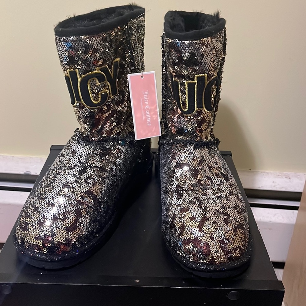 🌸Juicy couture leopard sequins winter boots